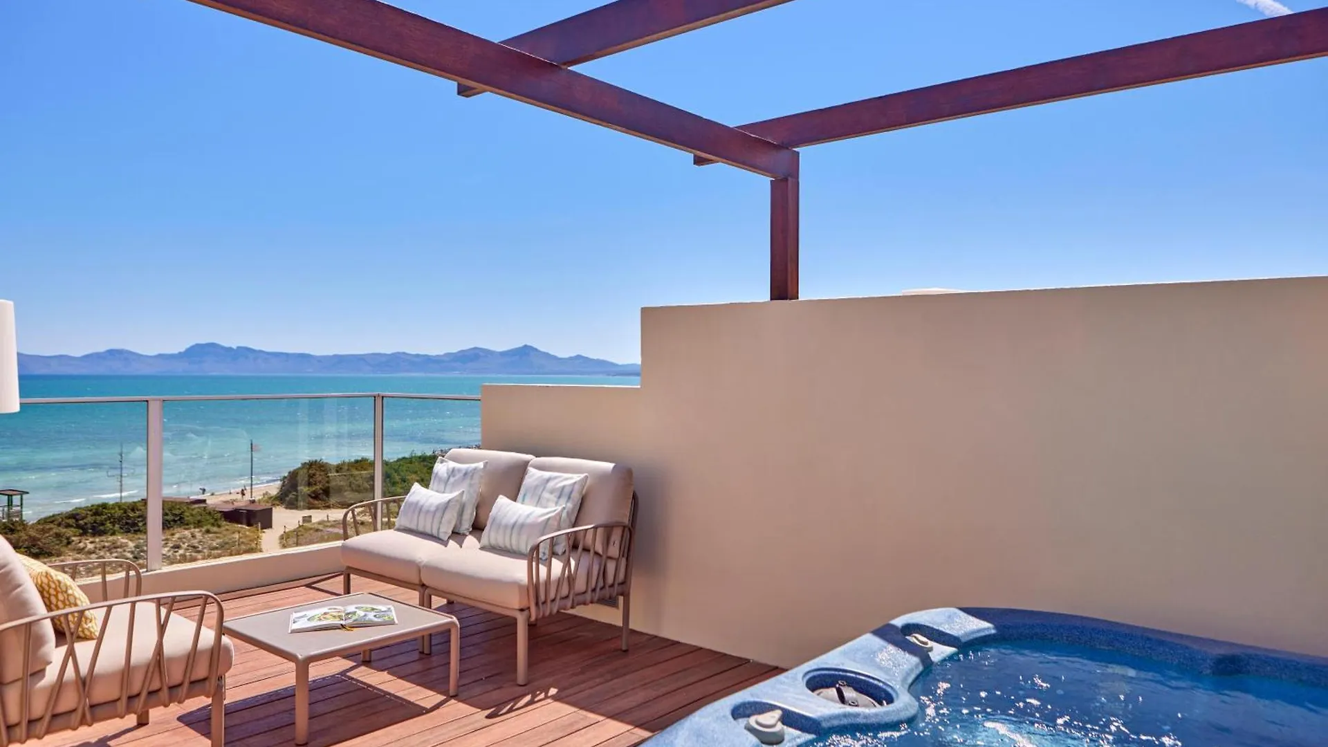 Zafiro Bahia Aparthotel Playa de Muro