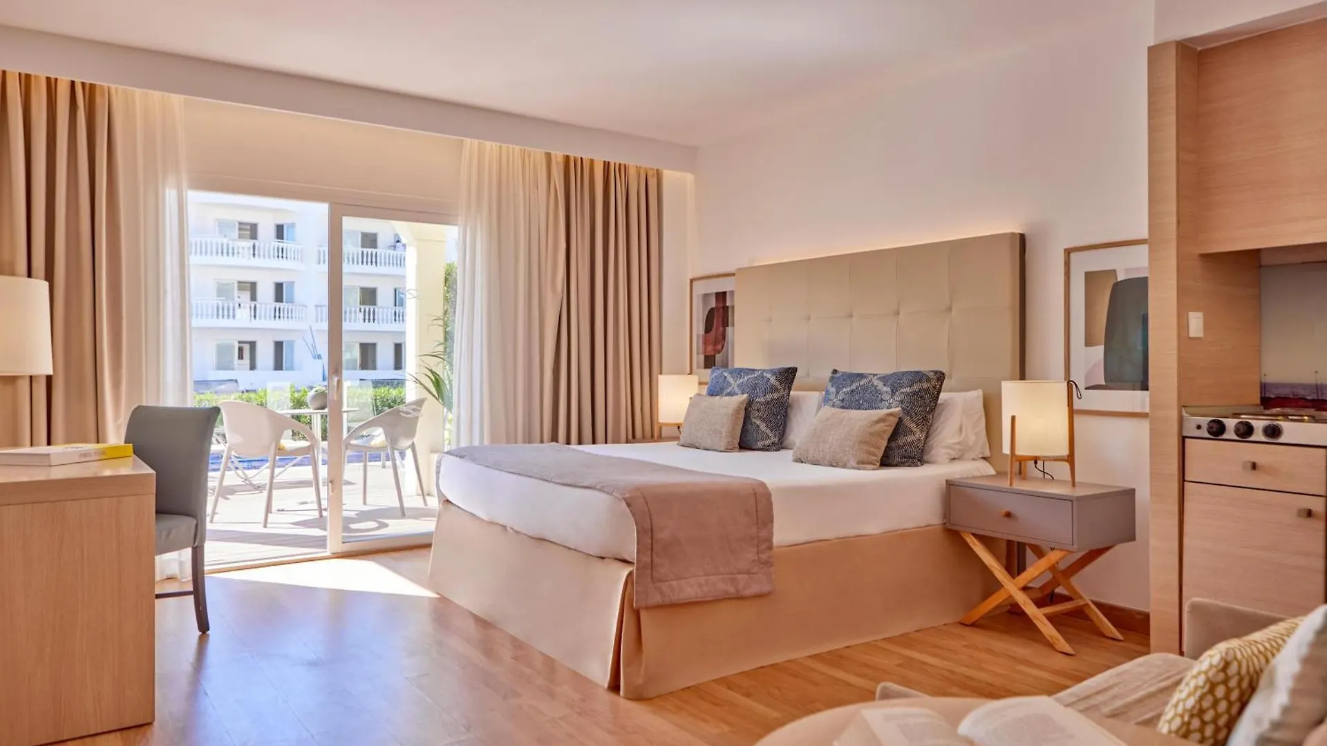 ****  Zafiro Bahia Aparthotel Playa de Muro  Spain